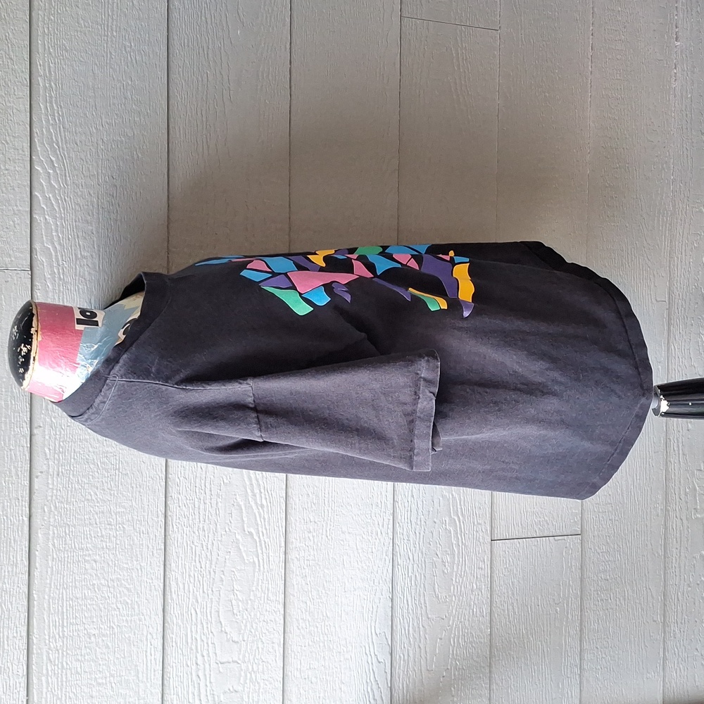 Vintage 90s Anvil XL single stitch multicolor shapes tshirt - Picture 3 of 9